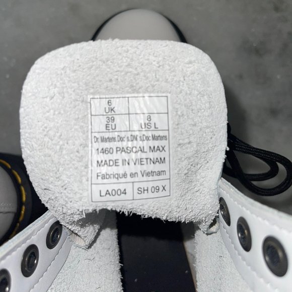 DR. MARTENS White 1460 Pascal Max Boots - Picture 10 of 14